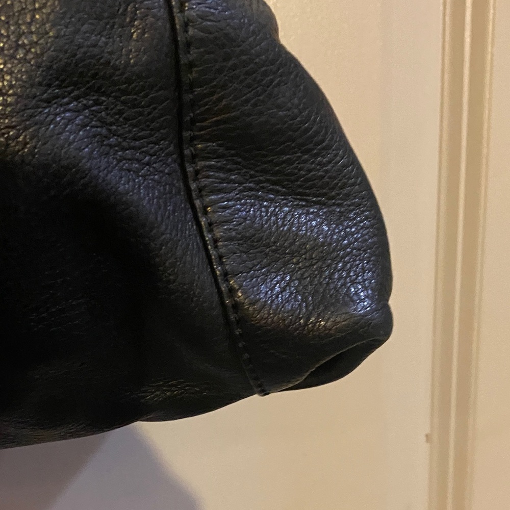 B Markowsky Black Leather Canterbury Satchel - Picture 12 of 16
